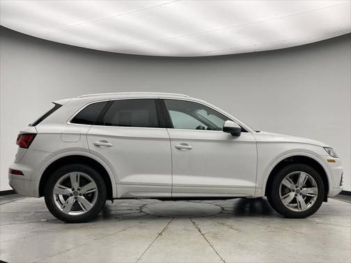 2018 Audi Q5 2.0T Premium Plus