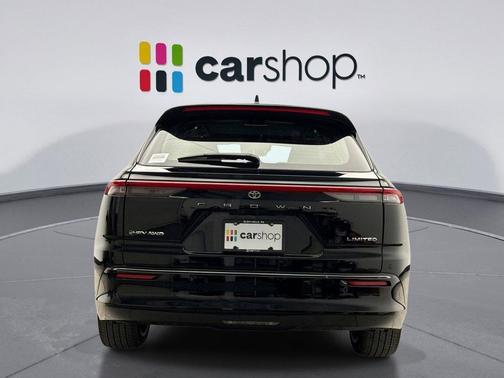 2025 Toyota Crown Signia Limited