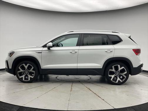 2022 Volkswagen Taos 1.5T SEL