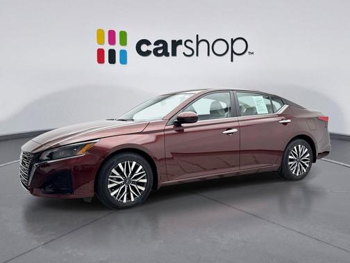 Garnet Pearl Metallic 2023 Nissan Altima 2.5 SV