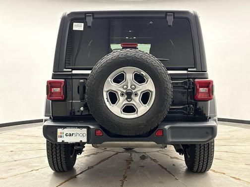 2020 Jeep Wrangler Unlimited Willys 4X4