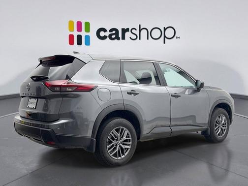 Gun Metallic 2024 Nissan Rogue S