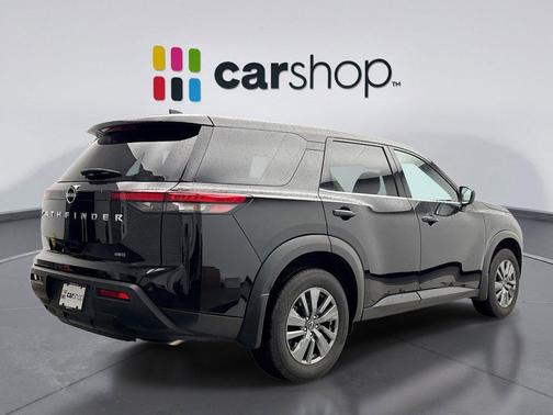 2024 Nissan Pathfinder S 4WD