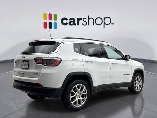2022 Jeep Compass Latitude Lux