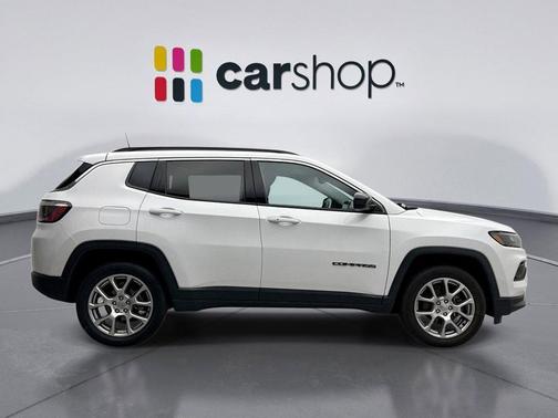 2022 Jeep Compass Latitude Lux