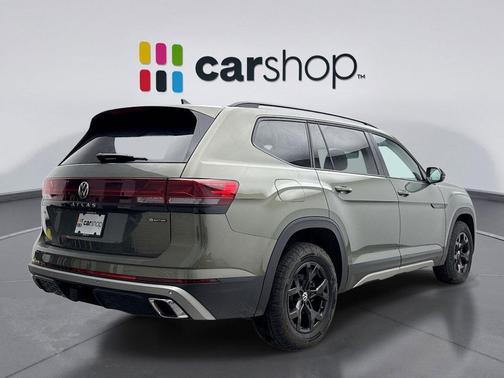 2024 Volkswagen Atlas 2.0T SEL