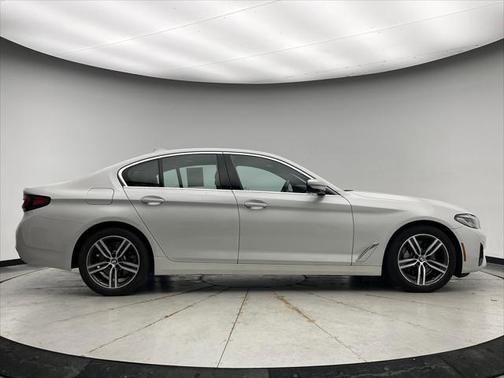2022 BMW 530 i xDrive