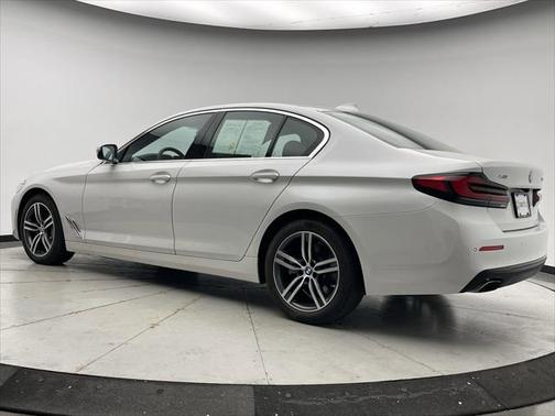 2022 BMW 530 i xDrive