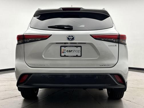 2022 Toyota Highlander Hybrid Limited