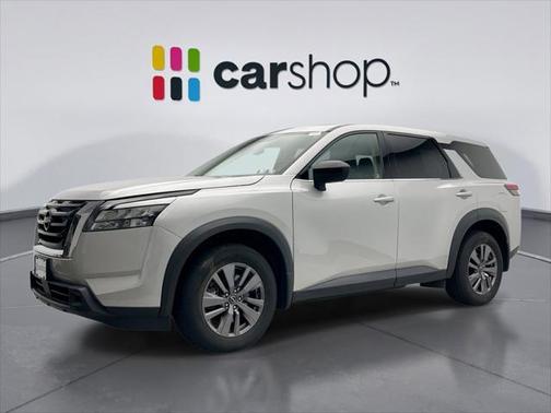 2023 Nissan Pathfinder S 4WD