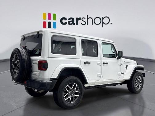 2025 Jeep Wrangler 4-Door Sahara 4x4