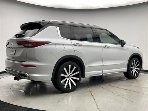 2022 Mitsubishi Outlander SEL Launch Edition S-AWC