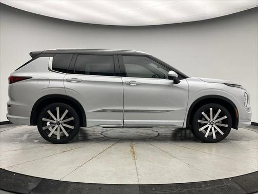 2022 Mitsubishi Outlander SEL Launch Edition S-AWC