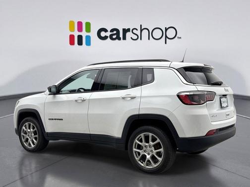 Bright White Clearcoat 2022 Jeep Compass Latitude Lux