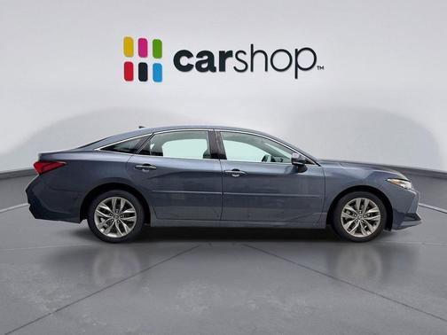 2020 Toyota Avalon XLE