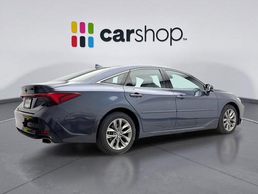 2020 Toyota Avalon XLE