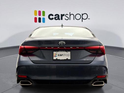 2020 Toyota Avalon XLE