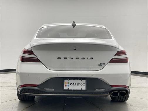 2023 Genesis G70 2.0T AWD
