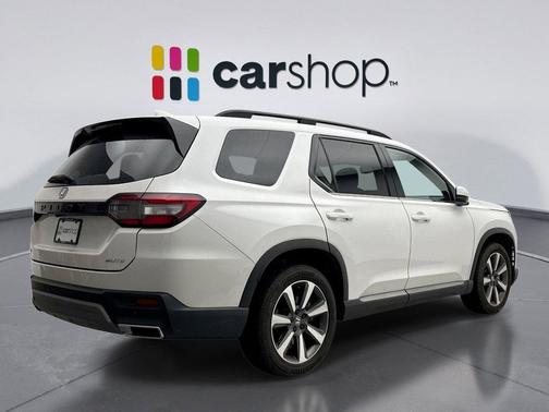 2023 Honda Pilot AWD Elite