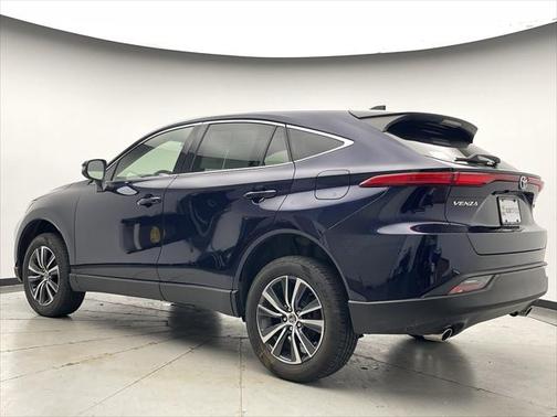 2022 Toyota Venza LE