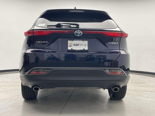 2022 Toyota Venza LE