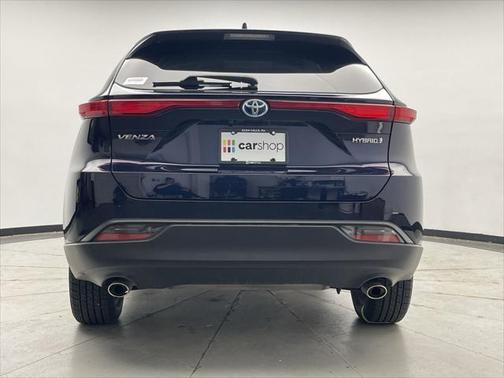 2022 Toyota Venza LE
