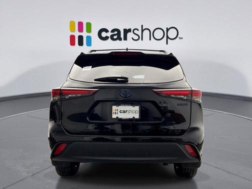 2024 Toyota Highlander Hybrid XLE