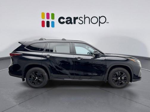 2024 Toyota Highlander Hybrid XLE