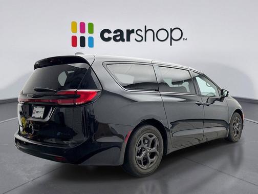 2022 Chrysler Pacifica Hybrid Limited