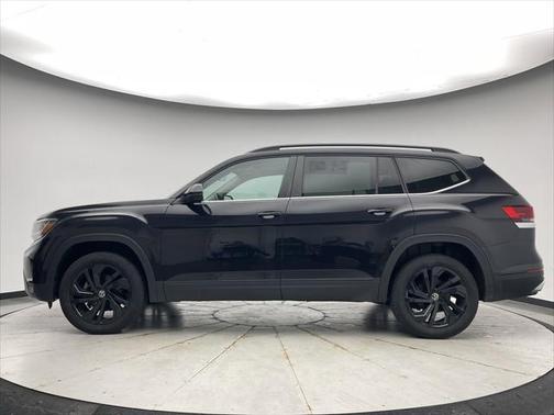2022 Volkswagen Atlas 3.6L SE w/Technology