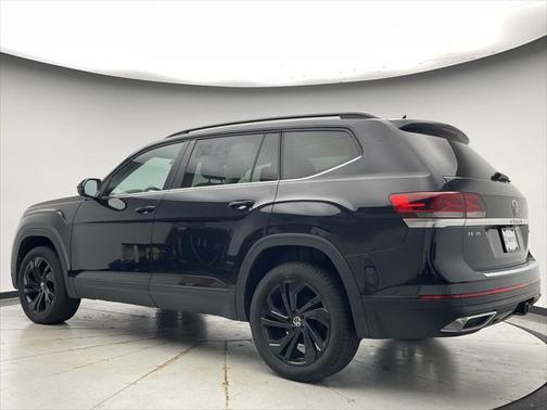2022 Volkswagen Atlas 3.6L SE w/Technology