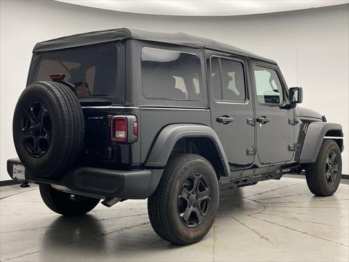 2022 Jeep Wrangler Unlimited Sport