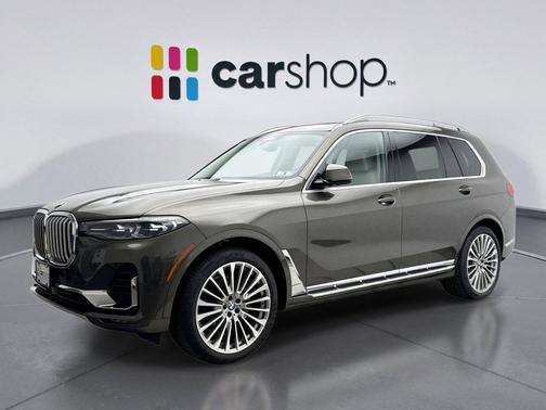 Manhattan Green M 2021 BMW X7 xDrive40i
