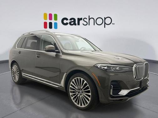 Manhattan Green M 2021 BMW X7 xDrive40i