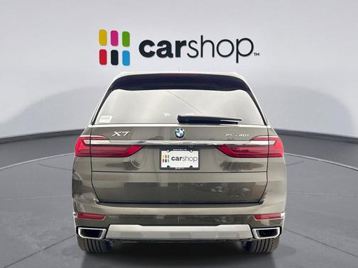 Manhattan Green M 2021 BMW X7 xDrive40i