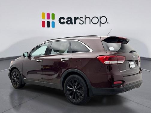 2019 Kia Sorento S