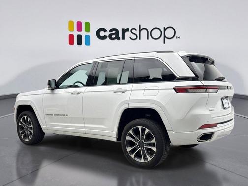 Bright White Clearcoat 2022 Jeep Grand Cherokee Overland