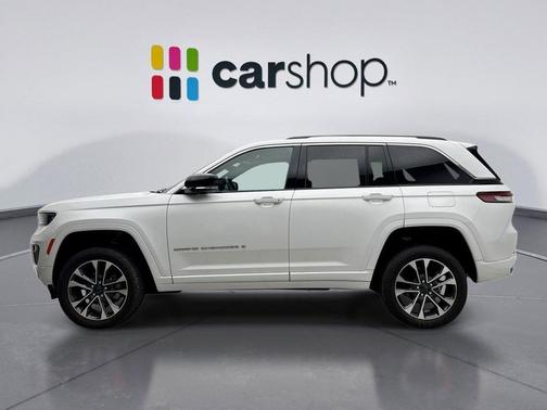 Bright White Clearcoat 2022 Jeep Grand Cherokee Overland