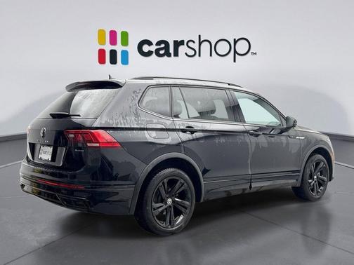 Deep Black 2024 Volkswagen Tiguan 2.0T SE R-Line Black 4MOTION