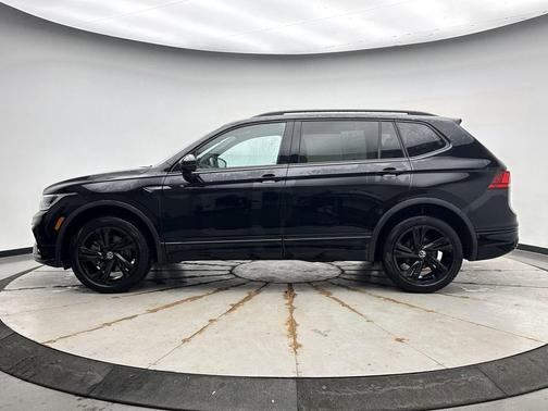 Deep Black 2024 Volkswagen Tiguan 2.0T SE R-Line Black 4MOTION