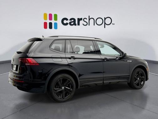 Deep Black 2024 Volkswagen Tiguan 2.0T SE R-Line Black 4MOTION