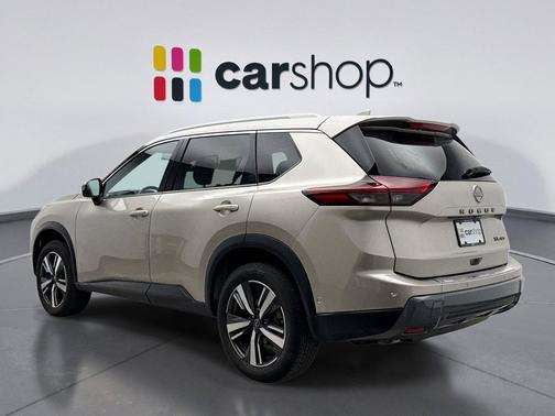 2024 Nissan Rogue SL