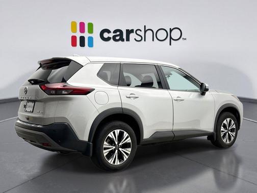 Brilliant Silver Metallic 2023 Nissan Rogue SV