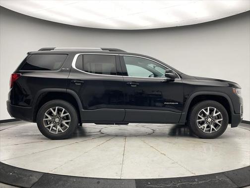 2022 GMC Acadia AWD SLE