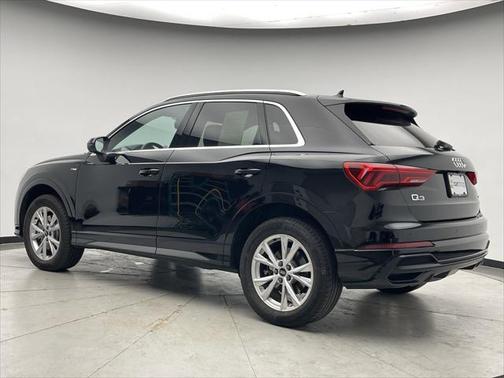 2022 Audi Q3 45 S line Premium Plus