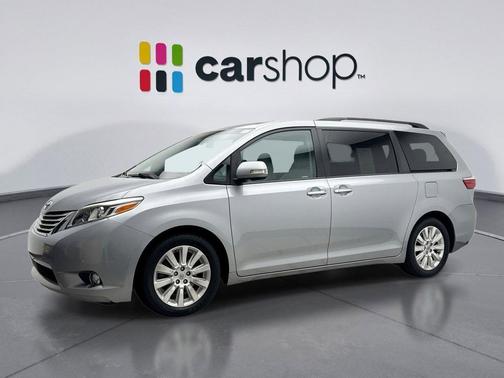 Silver Sky Metall 2015 Toyota Sienna Limited Premium