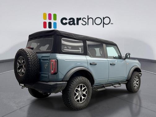 2023 Ford Bronco Badlands