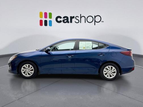 2019 Hyundai ELANTRA SE
