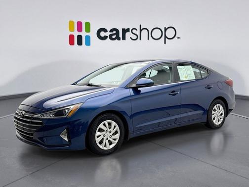 2019 Hyundai ELANTRA SE