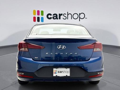 2019 Hyundai ELANTRA SE